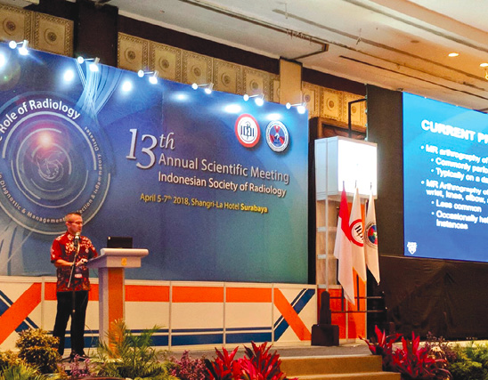 Jeffrey Peterson, MD, presents the opening lecture at the Indonesian Society of Radiology’s annual meeting