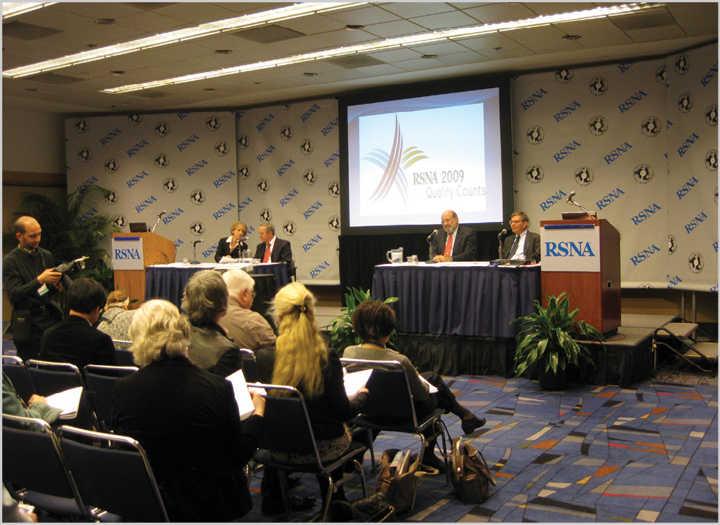 Each year at the RSNA Annual Meeting, RSNA Public Information Committee (PIC) members moderate the press conferences given by RSNA presenters. Each year at the RSNA Annual Meeting, RSNA Public Information Committee (PIC) members moderate the press conferences given by RSNA presenters.