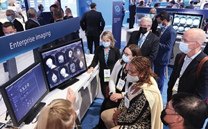 Tech Exhibits Enterprise Imaging demo